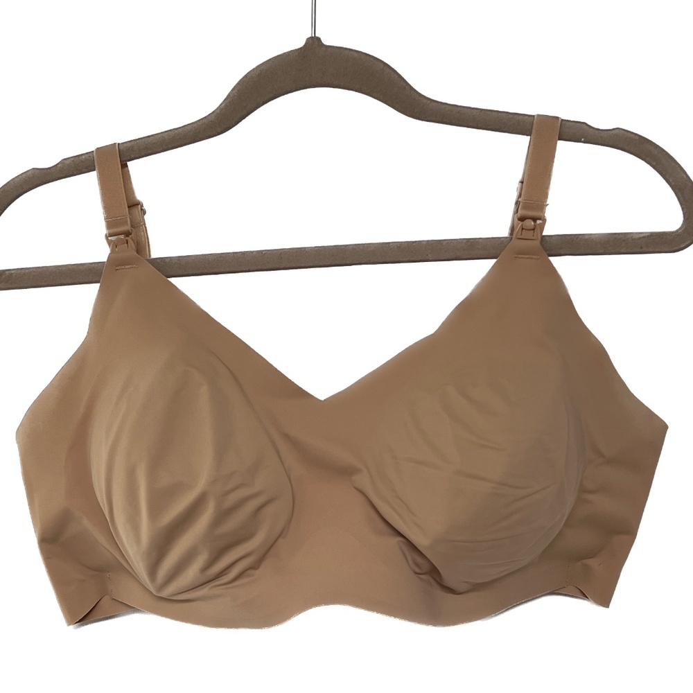 KNIX Maternity Seamless Nursing Leakproof Padded Wireless Bra Size 7+ Nude Beige